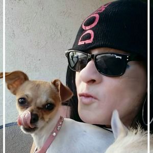 Meet your Posher, Mickie